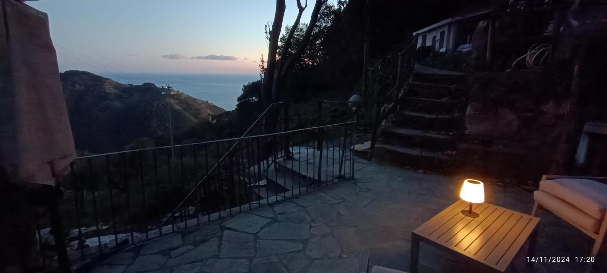 La Quiete Accesa Hotell Vernazza Eksteriør bilde
